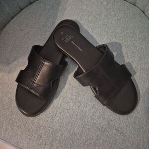 Black Slide Sandals Time And True Size 6
